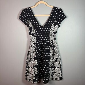 Anthropologie Maeve Dress Sleeveless Mini Floral Polka Dot Black Monochrome
